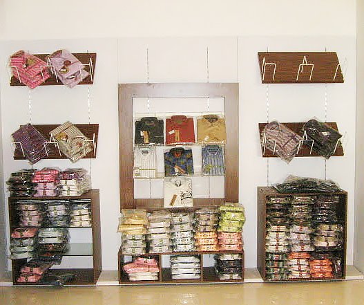 Retail Showroom Furniture